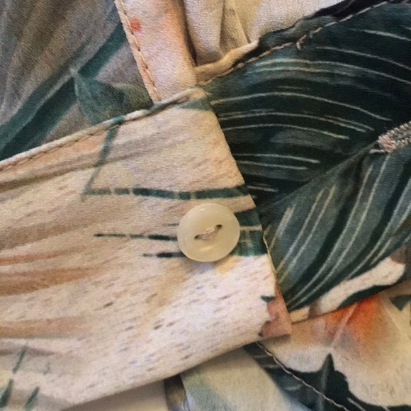 H&M Butterflies & Birds Printed Long sleeve Blouse - Picture 6 of 7